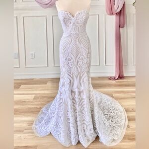Safyr - Hayley Paige - fit to flare beaded wedding dress